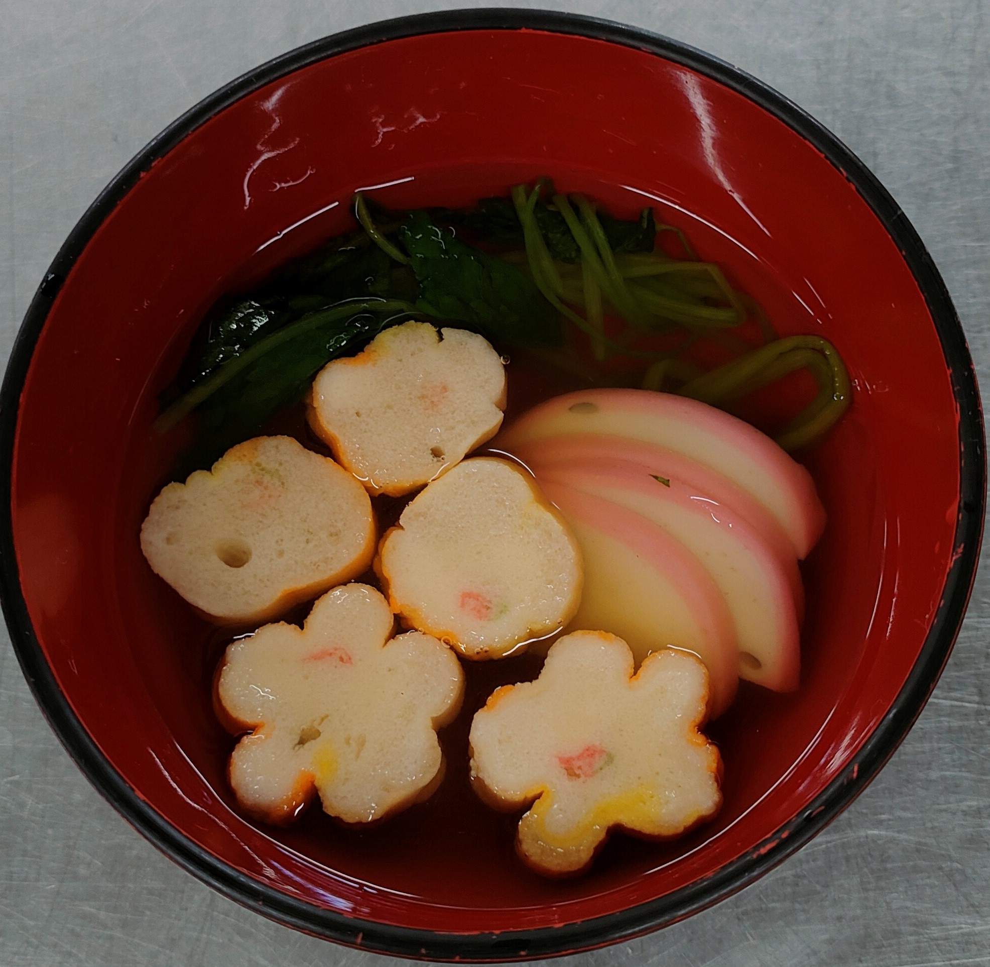 結び三つ葉のすまし汁