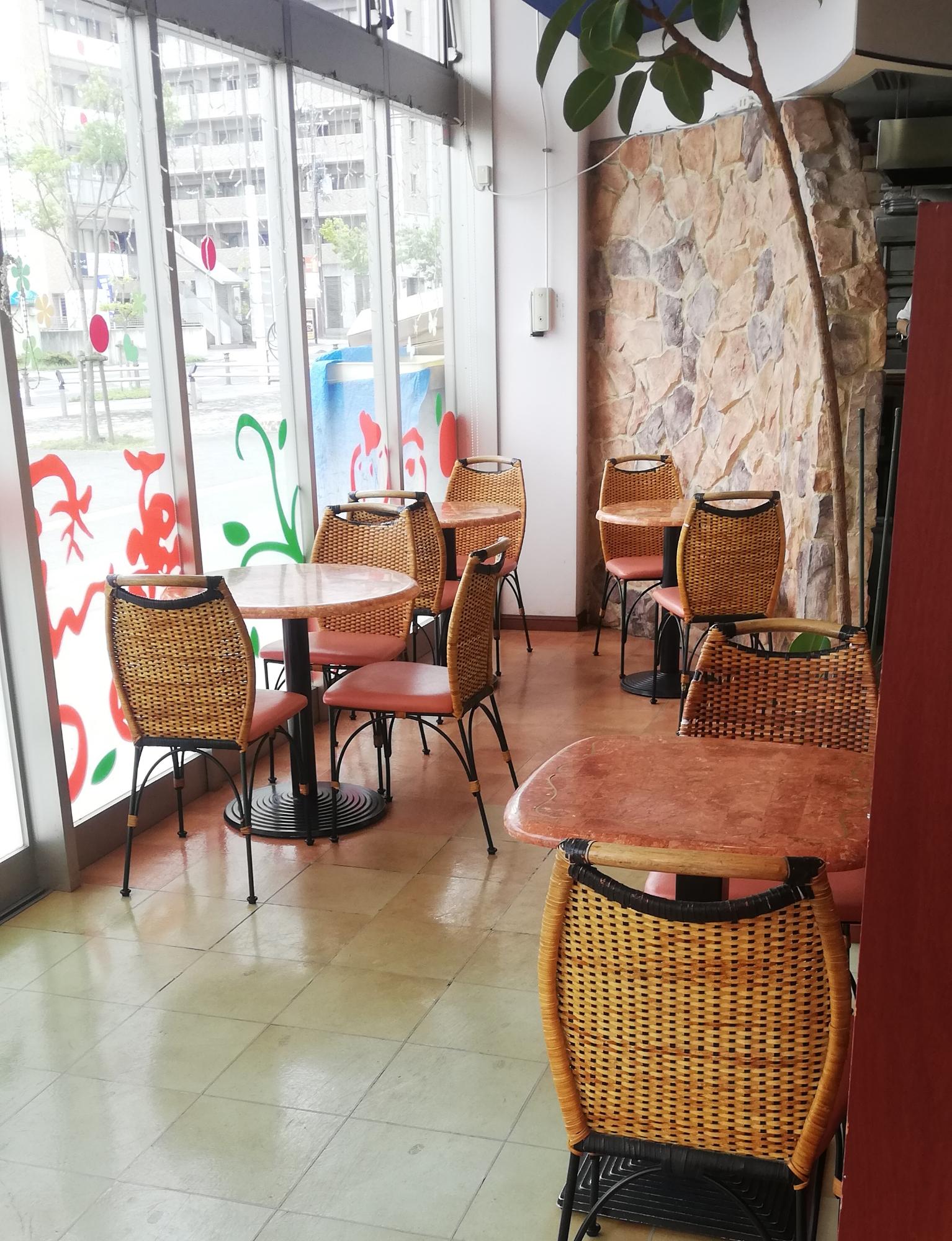 店内のカフェの写真