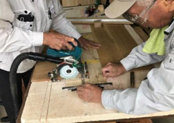 木片を作成する様子