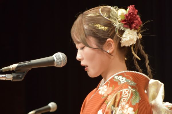 代表謝辞の様子