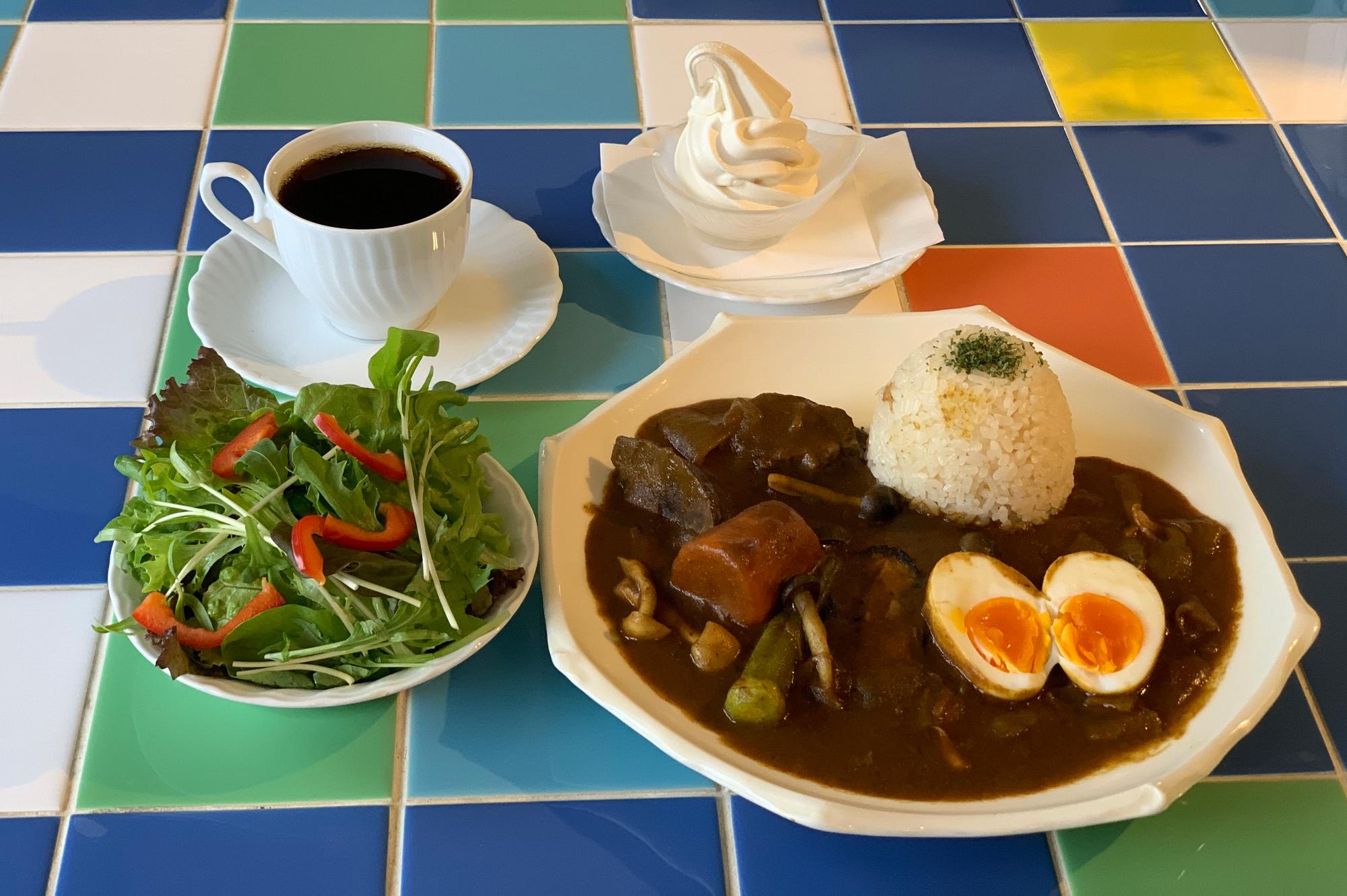 cafeAAのカレー