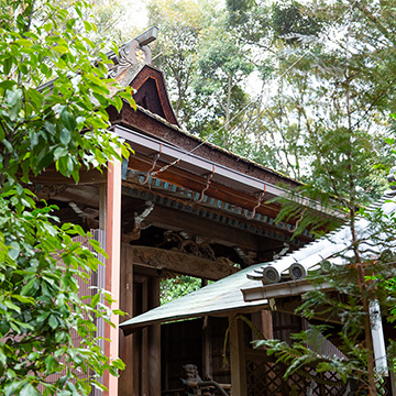 鞍岡神社