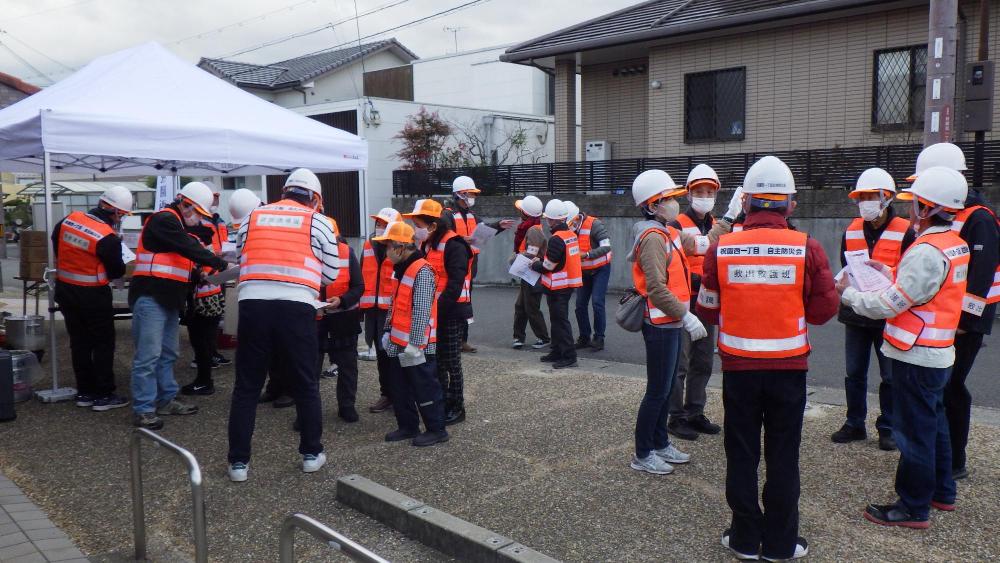 訓練参加者によるの事前打ち合わせ風景